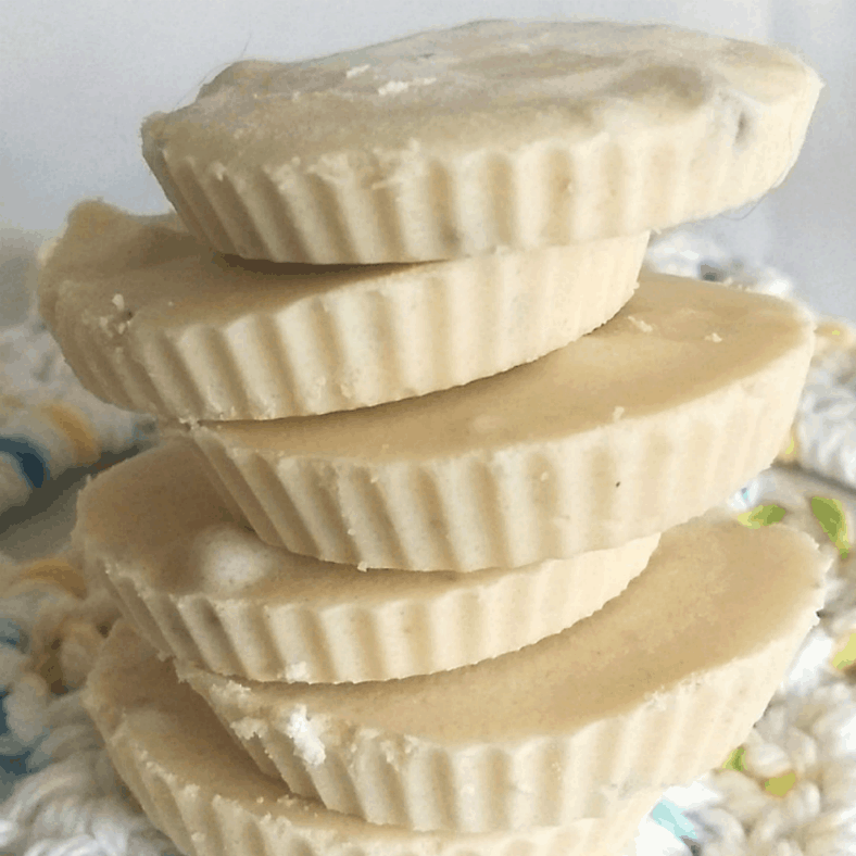 white chocolate keto fudge