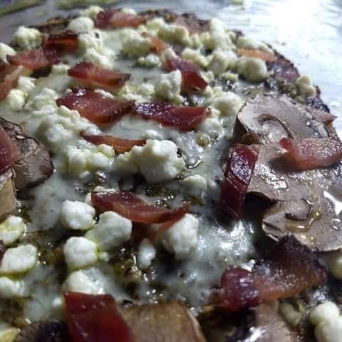 1 1 480x480 - Easy Keto Sausage Crust Pizza Recipe