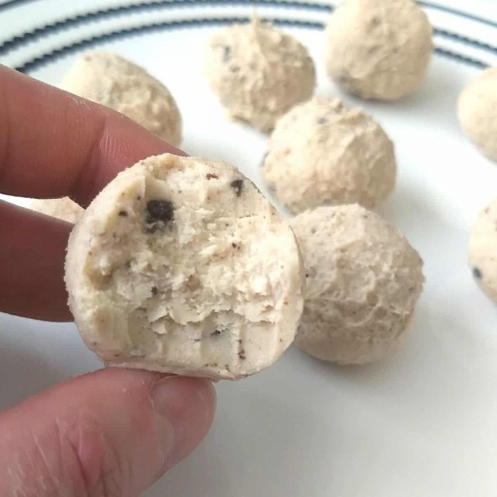 1200 x1200 featured 1 720x720 - Keto Cookies and Cream Fat Bomb: 3 Ingredients