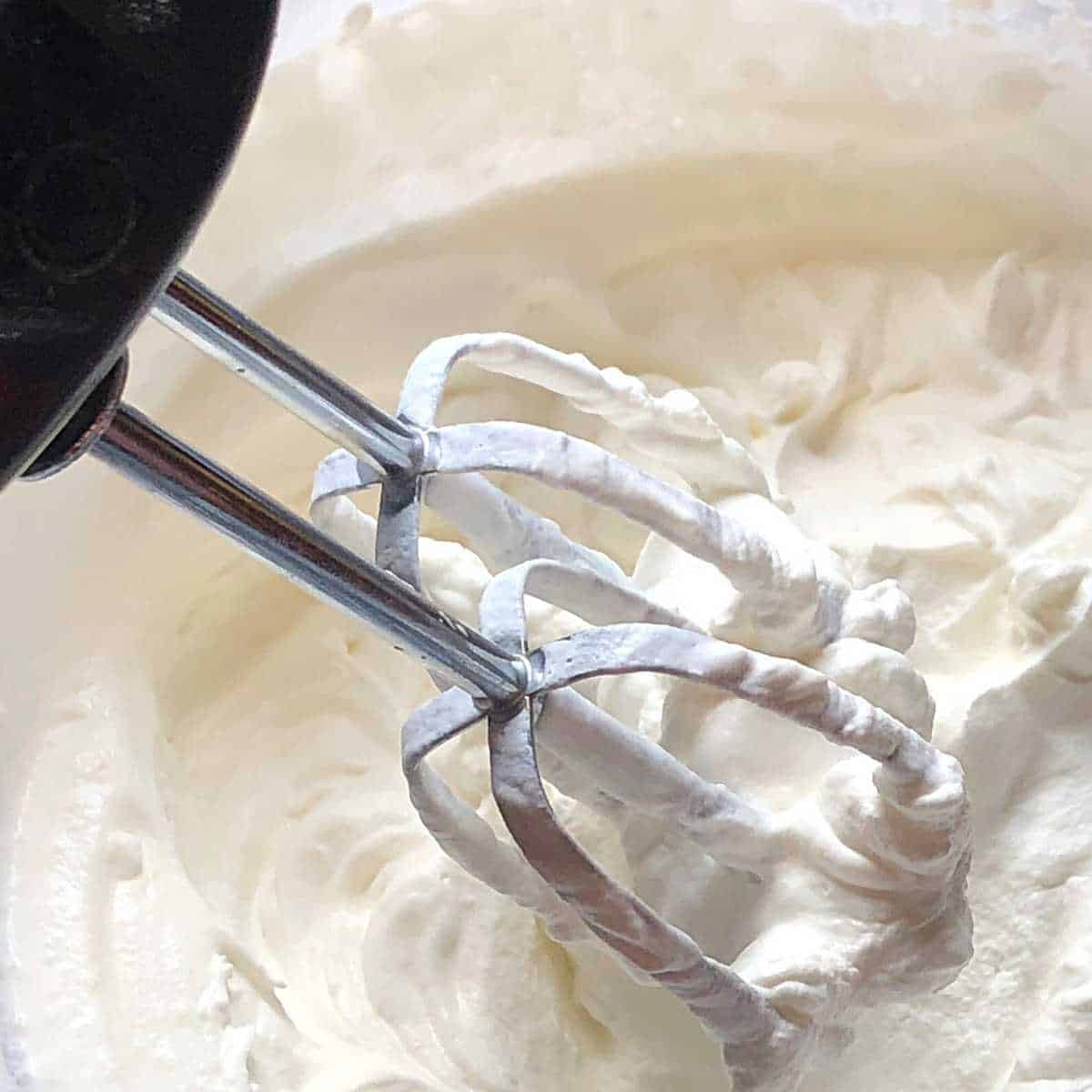 beaters in heavy cream - 8 Whip Creams That Are Keto Diet-Friendly