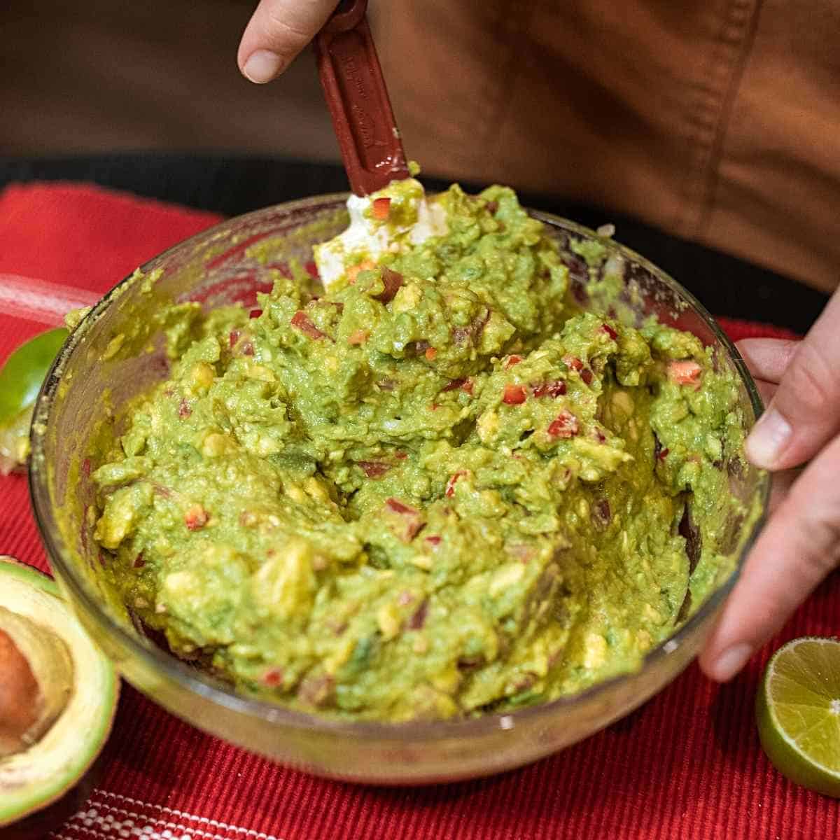 guacamole in a bowl