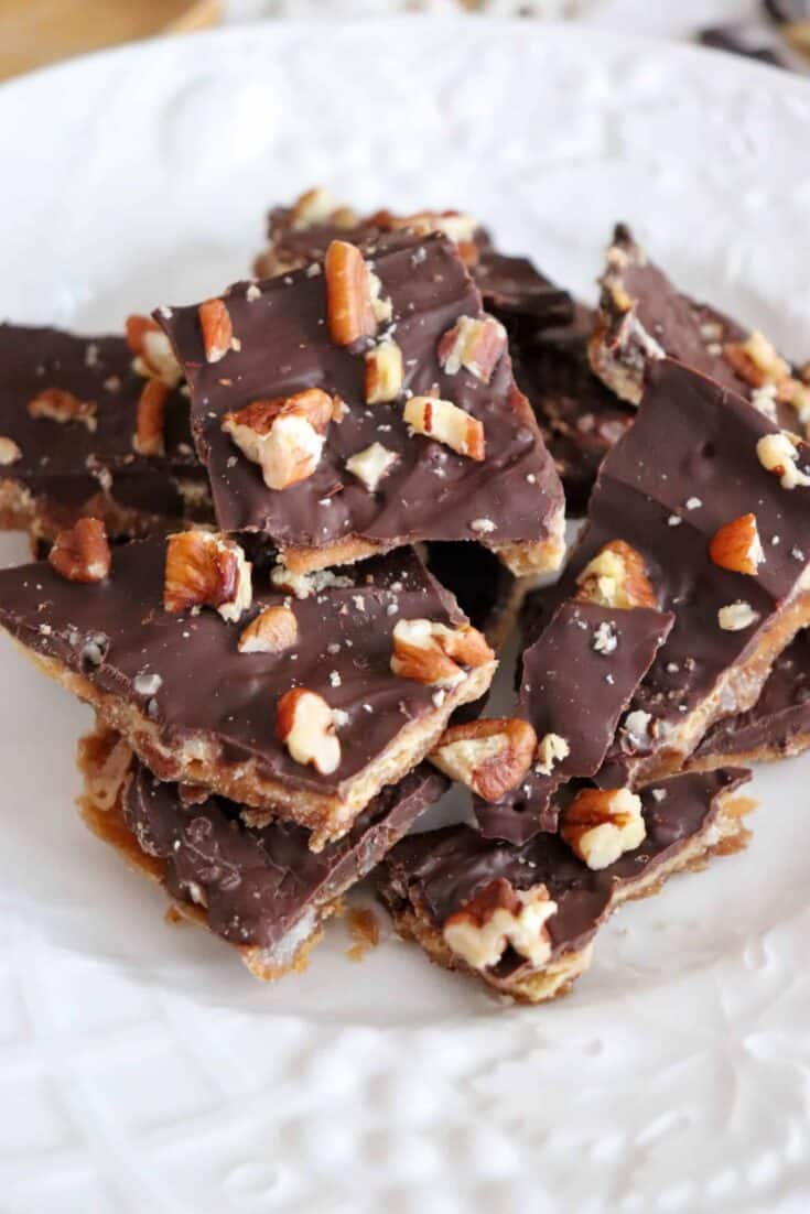 keto cracker toffee recipe 1 1 scaled 1 735x1102 - Keto Christmas Crack Recipes & Ideas