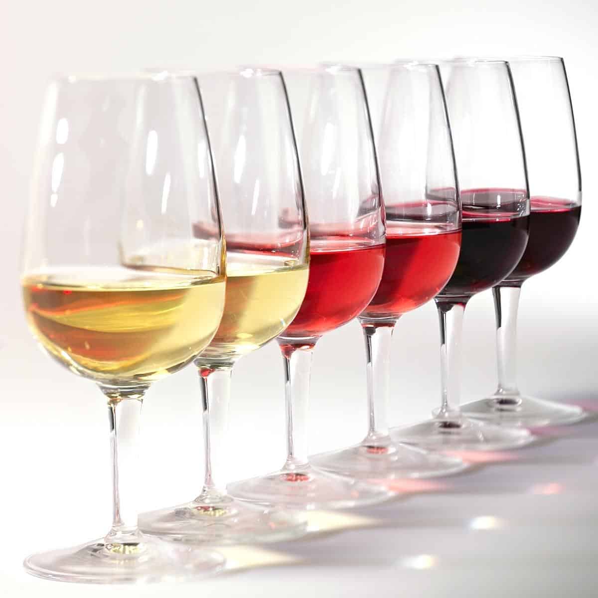 6 glasses of wine varrying from white to red